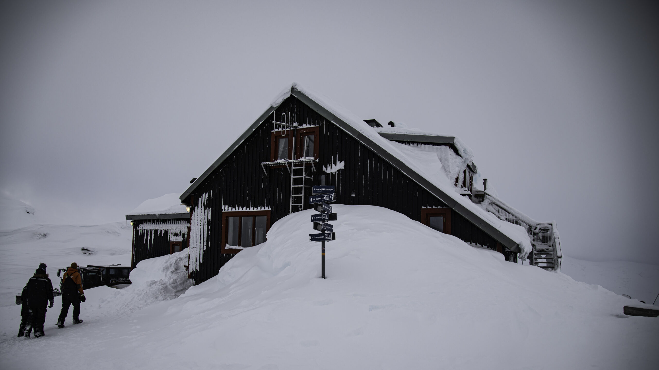 lapland resorts laktatjakko outback abisko 1 scaled